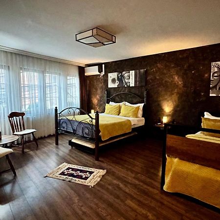 Hotel Fjorr Прізрен Екстер'єр фото